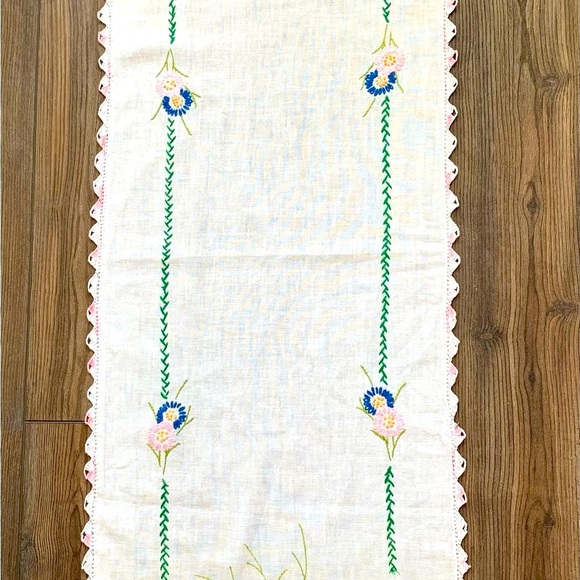 Embroidery Table Runner - Picture 1 of 5